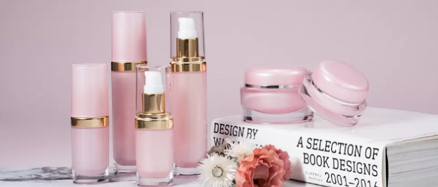 ایلیاسنتر سایت فروش لوازم آرایشی، عطر، و فروش عمده محصولات